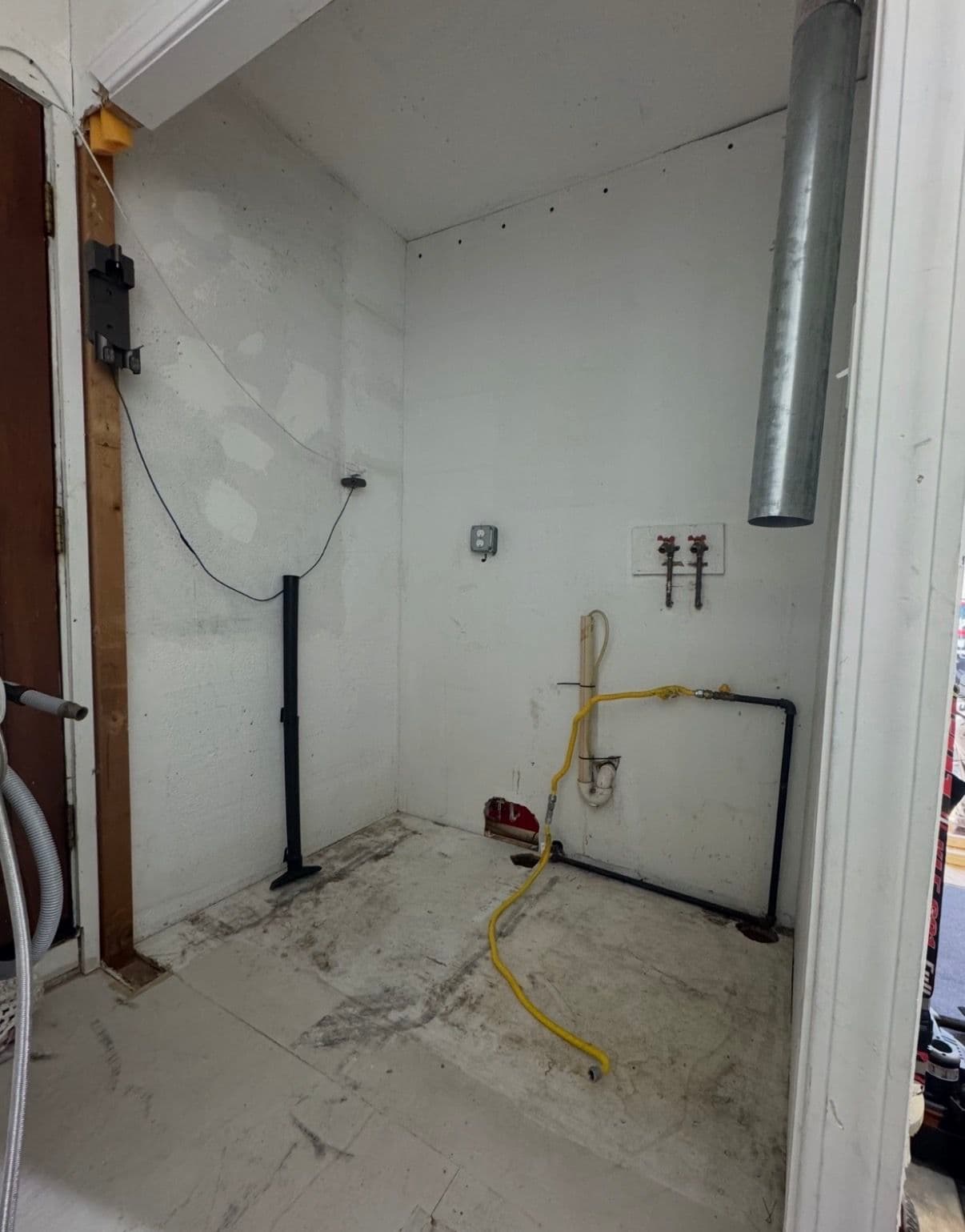 Laundry Room Gut to Custom Build with Smart Storage image