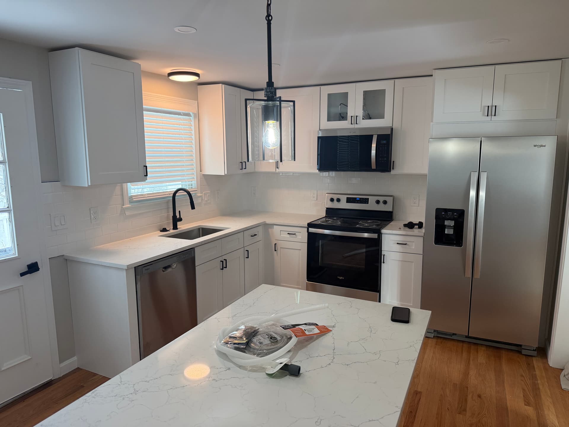 Gallery photos for Dramatic Kitchen Makeover: Image #1