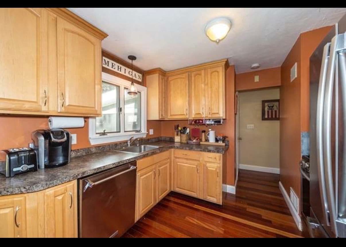 Gallery photos for Cabinet Painting and Kitchen Remodel That Changed Everything: Image #2