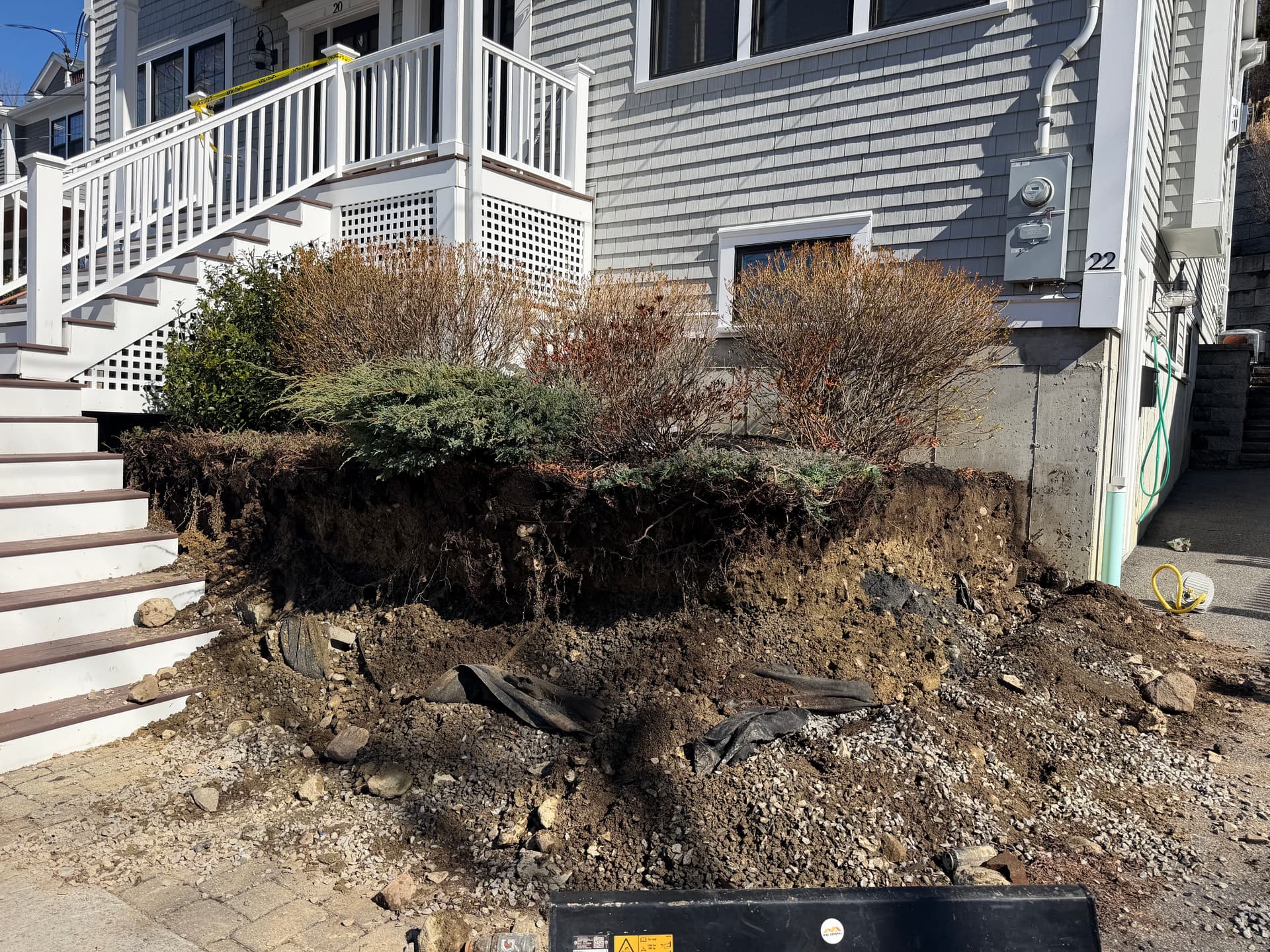 Gallery photos for Stunning Landscape Renovation with New Retaining Wall: Image #1